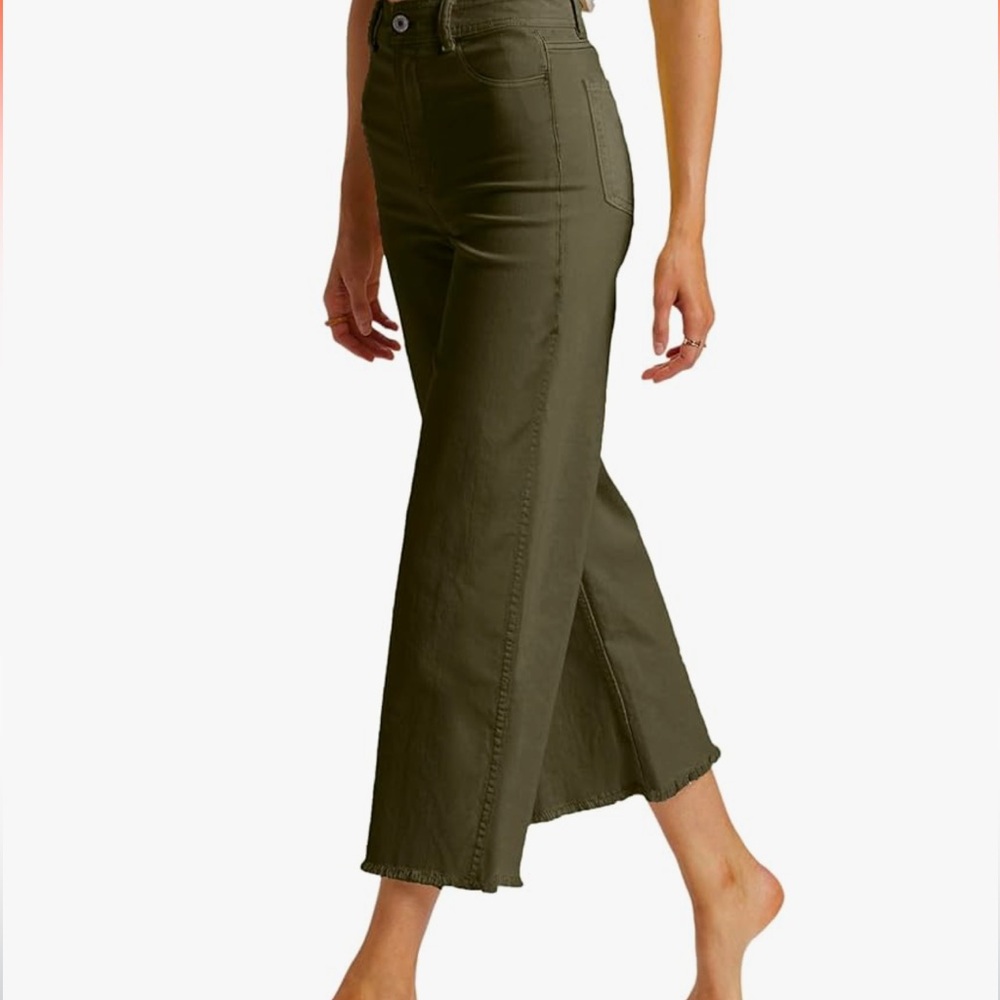 High Waisted Cropped Pants - Picture 9 of 10